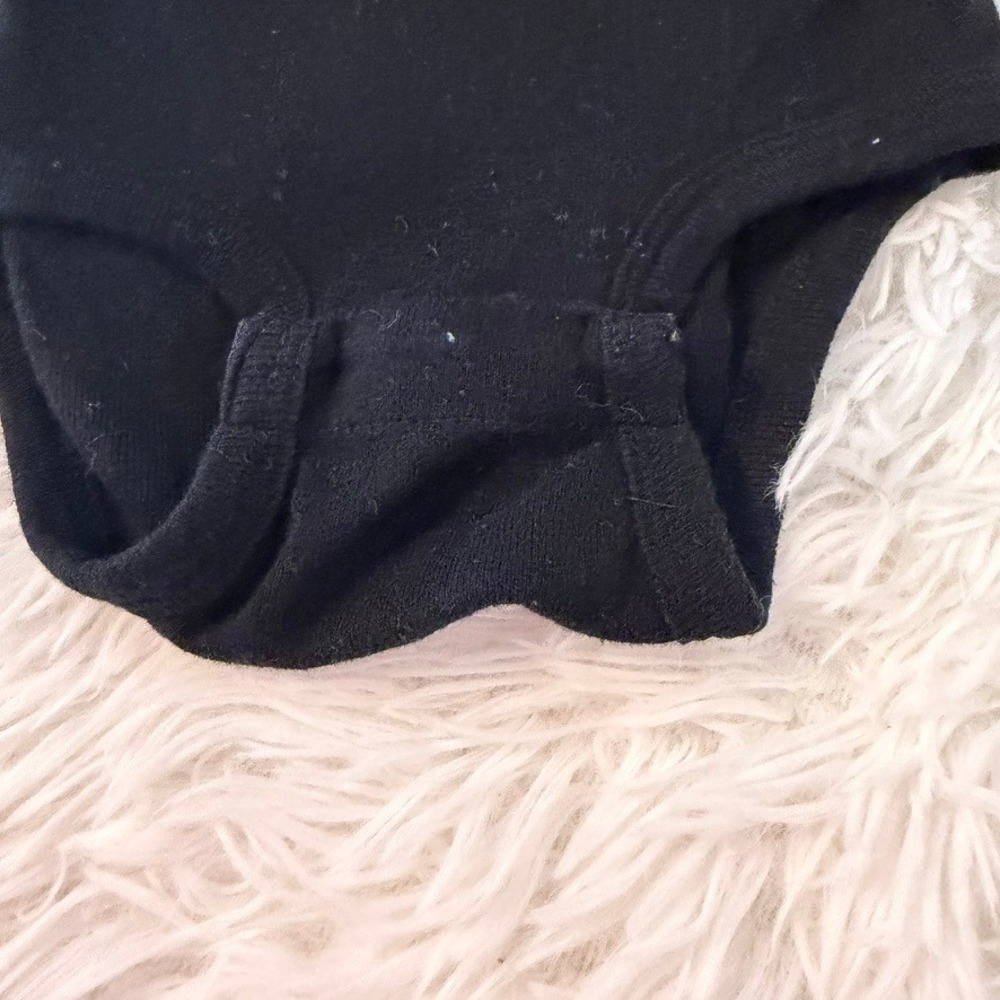 Philadelphia Eagles Baby Bodysuit 0-3 Months Black NFL Football One Piece - Picture 5 of 6